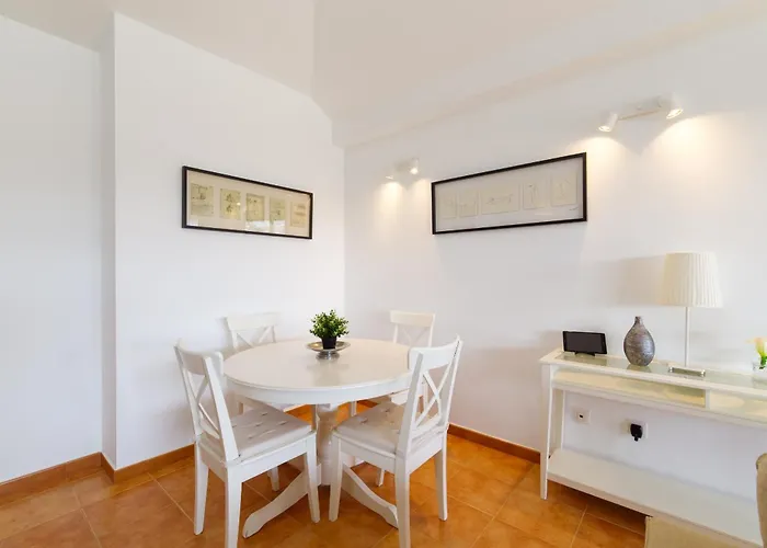 فيلة 234 - Reinosa By Now Ltd بلايا بلانكا